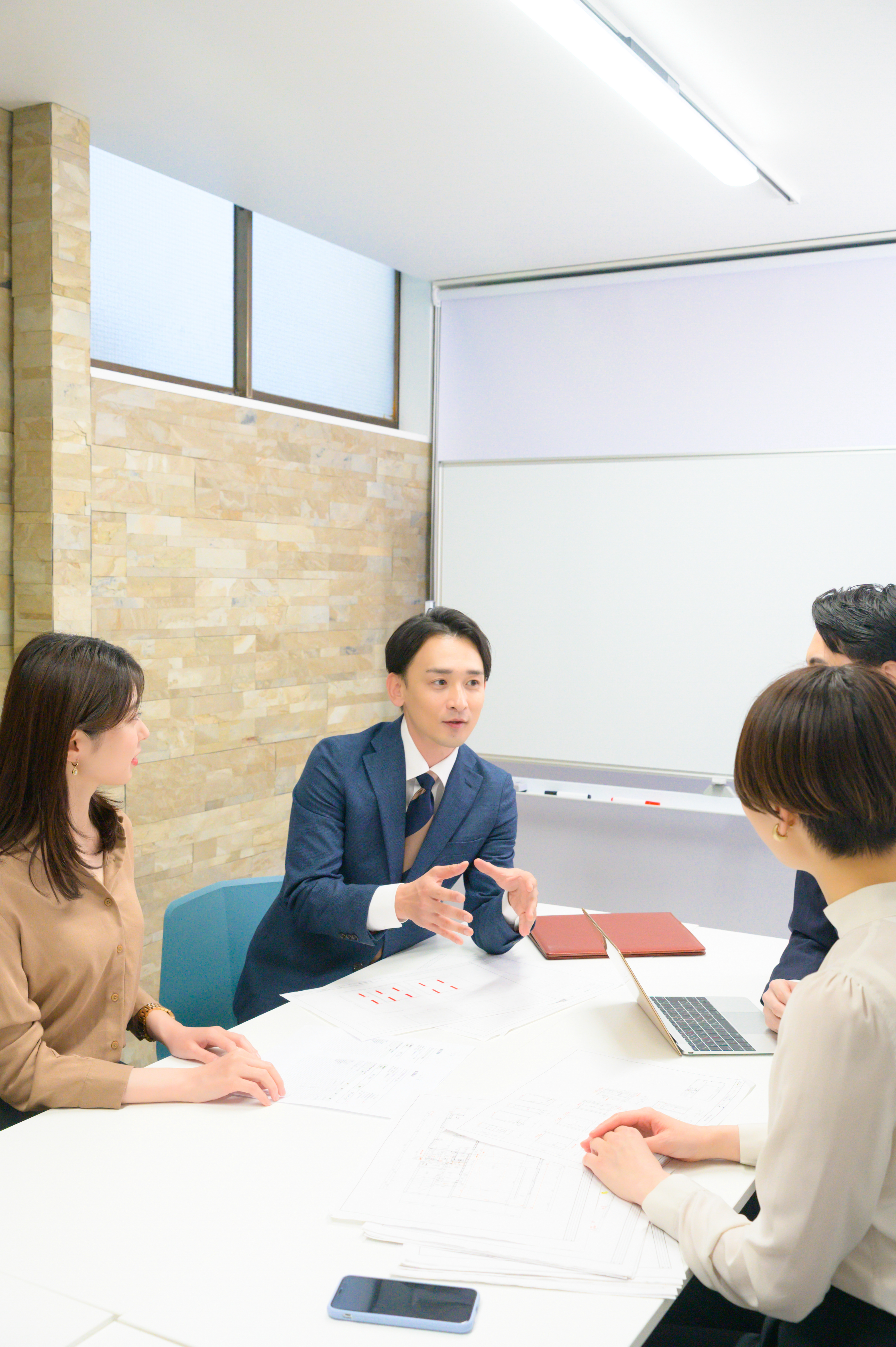 コンサルタント